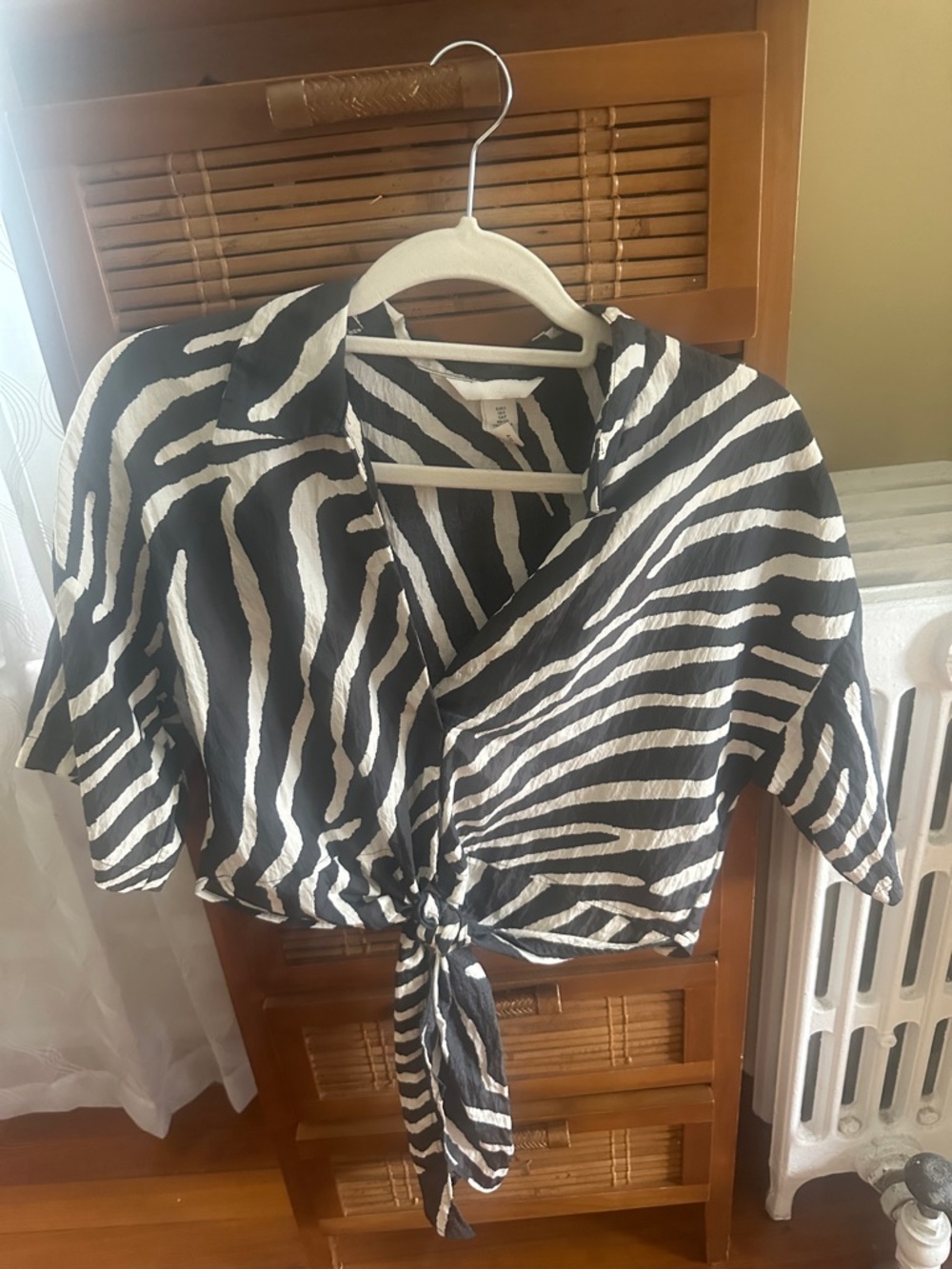 H&M Black & White Zebra Tie-Front Blouse